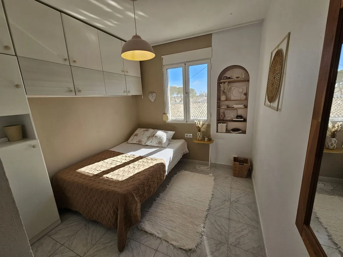 0bc0f949-3267-40b3-8943-2d7da9fe71b5