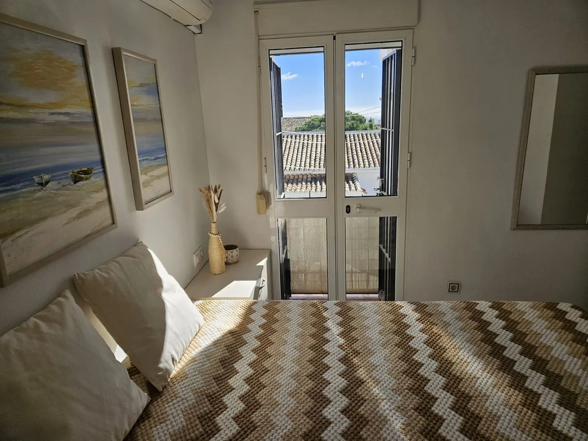 60aa3928-ed89-4e26-9d20-4cc3d25f22c4