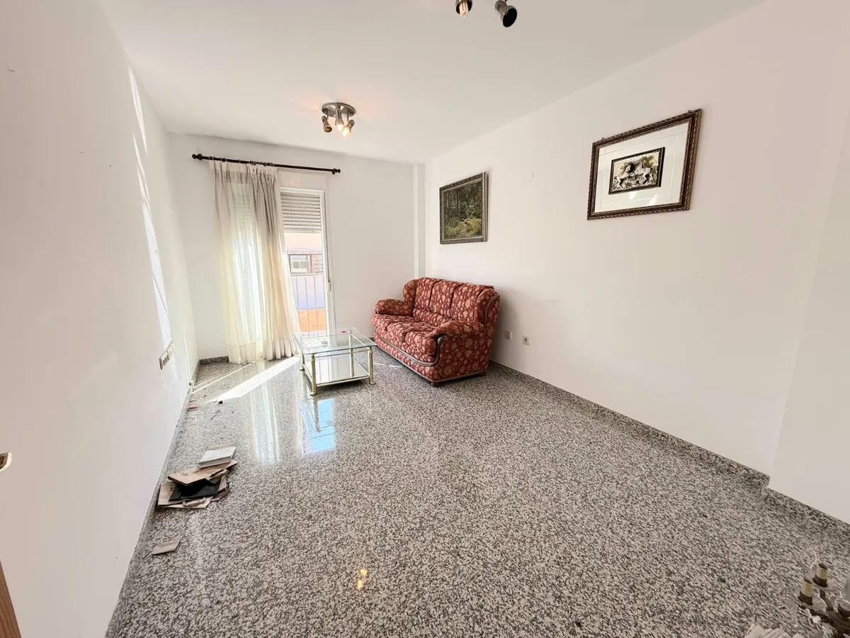 Bright 2-Bedroom Flat in Los Boliches