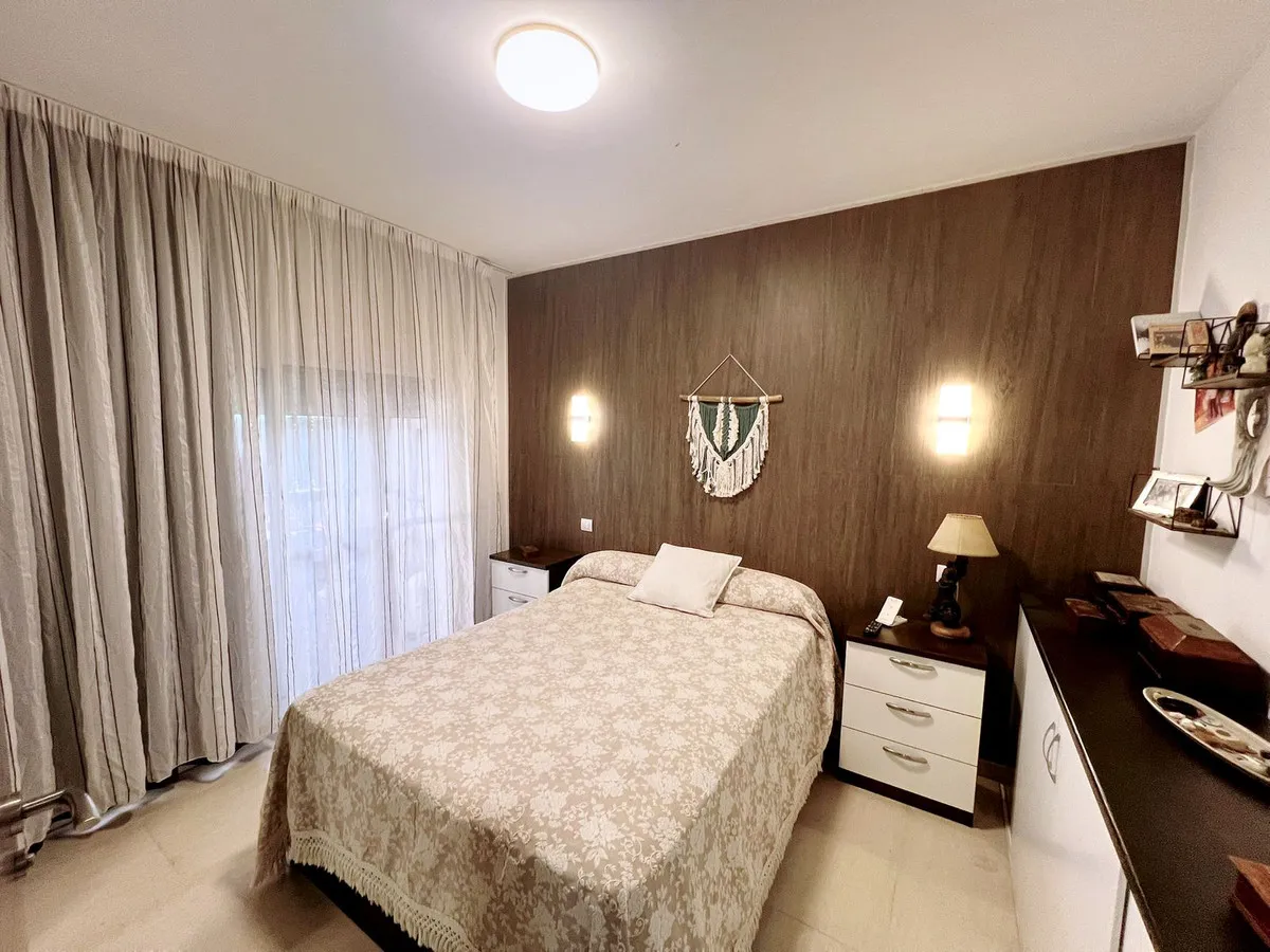 e27e0ae6-07e9-4f23-b74a-0162a0ec57b9