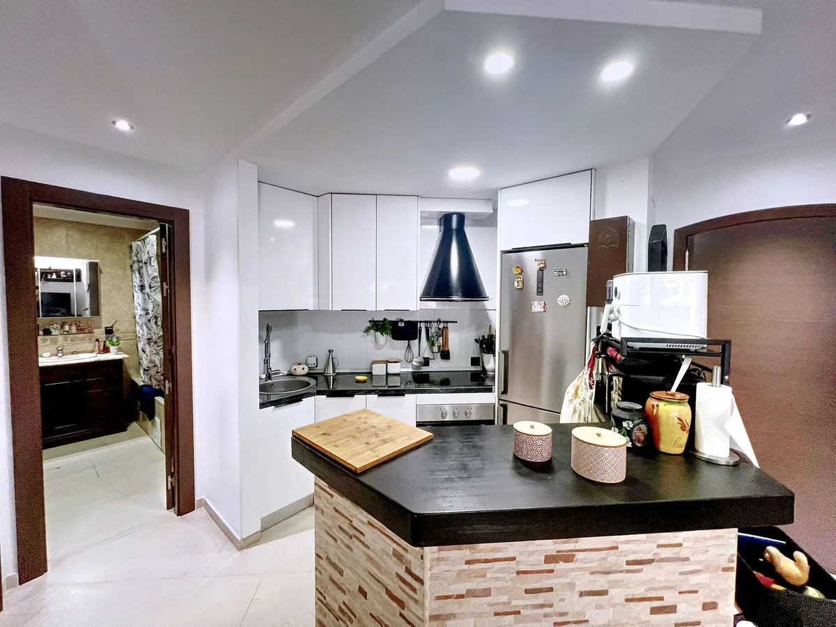 f920cbf0-f4d5-4d40-9602-aaabba7e7616