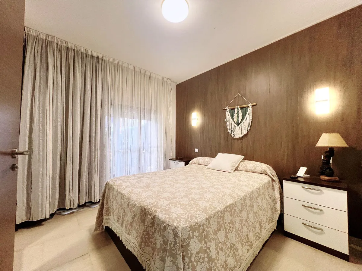 fb4c39ad-d0e9-4412-ba30-abfbc621b3ef