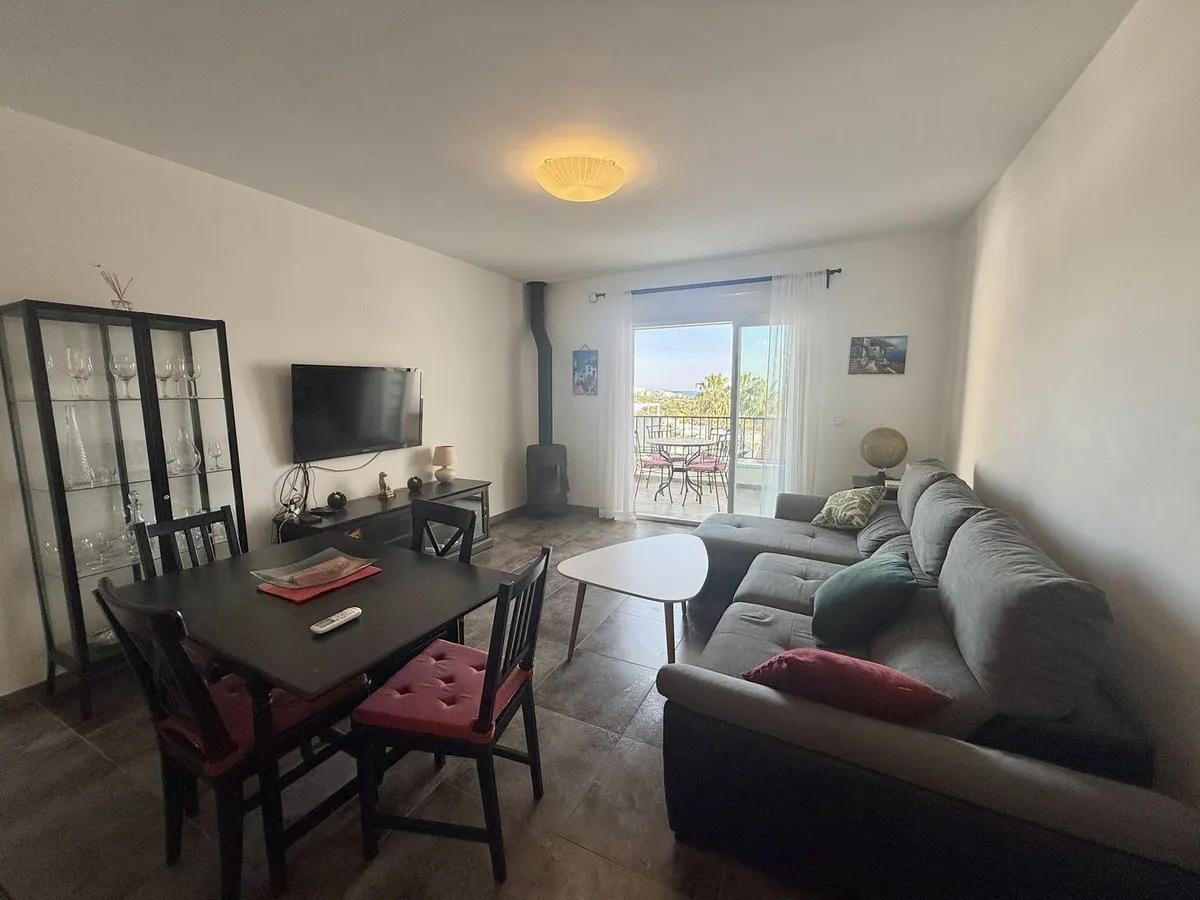 32f38b84-691a-4de1-8714-e74b2d82235f