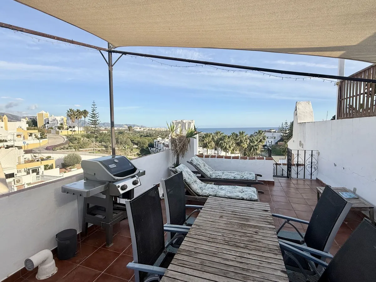 Sea View Townhouse with Tourist License, Nerja