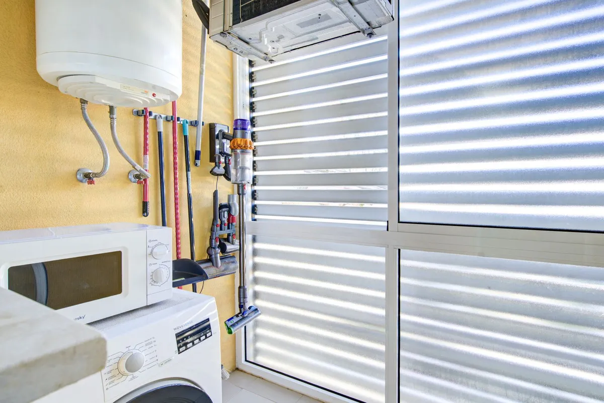 8cc56967-d579-439b-b9d0-0b620ef56766