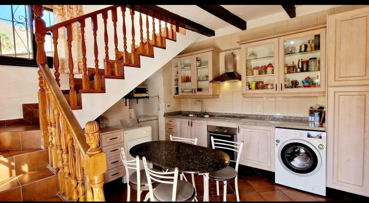 90f3c529-c973-4511-8536-9a3e243fc537