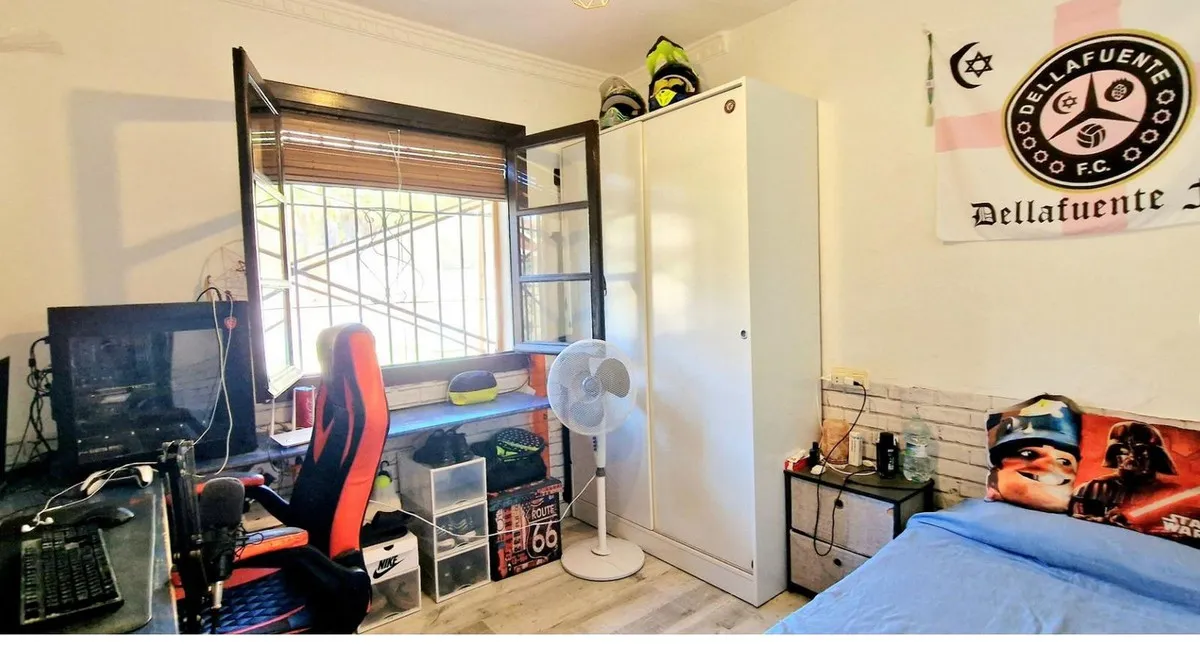 dca7437d-ac0f-44a7-8d6a-7d0548e0c0eb