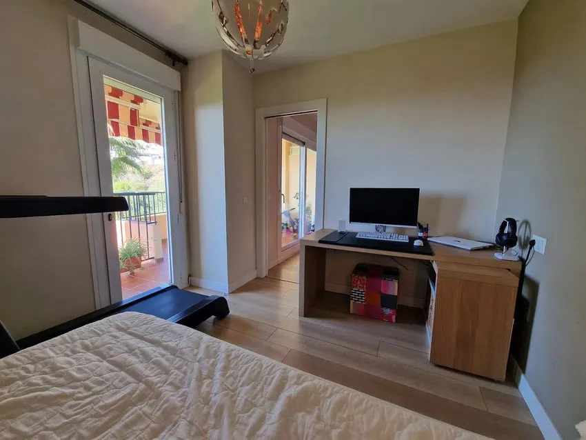 cbb2e66e-a6c6-4814-9595-8d807594a8b0