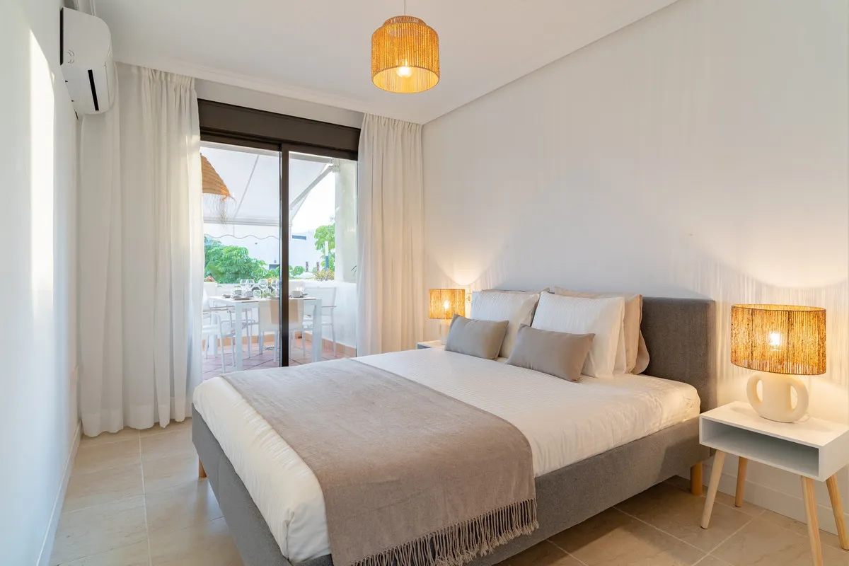 6cf88c8b-b0c1-4d0e-b967-f8120d02d241