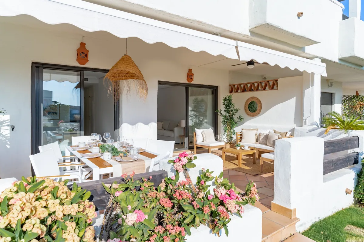 7d72610d-ecf5-41b6-ab9e-004142f48985