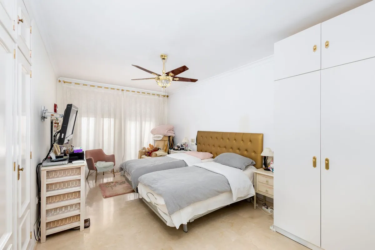 6f266b83-8840-4268-96c7-3d80cd90cff9