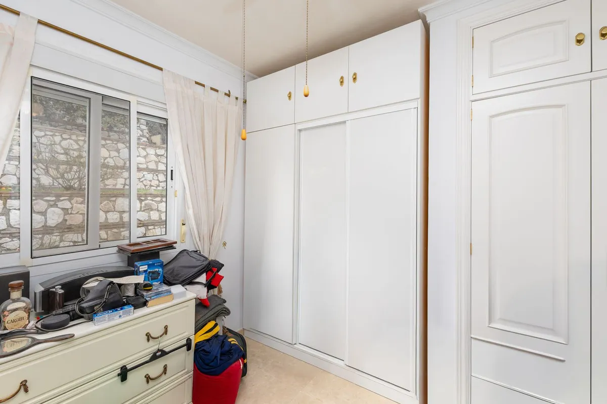 a989bf67-8617-429c-aecf-63d93b7b573d