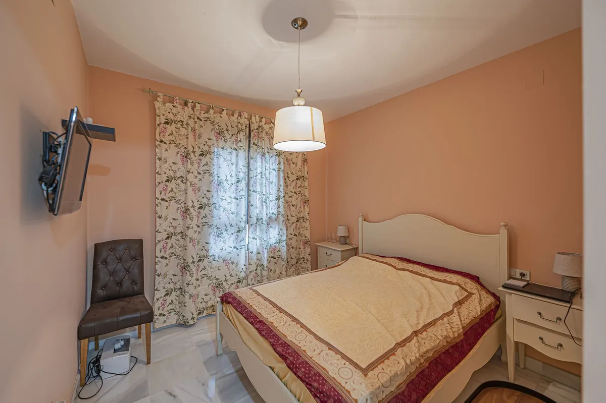 6e064f4e-fcd3-4b5c-aa7d-3c77fb1bfcd4