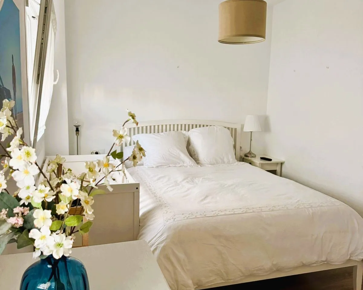 469ed433-2143-4c4b-89e1-7efe52e11c9d