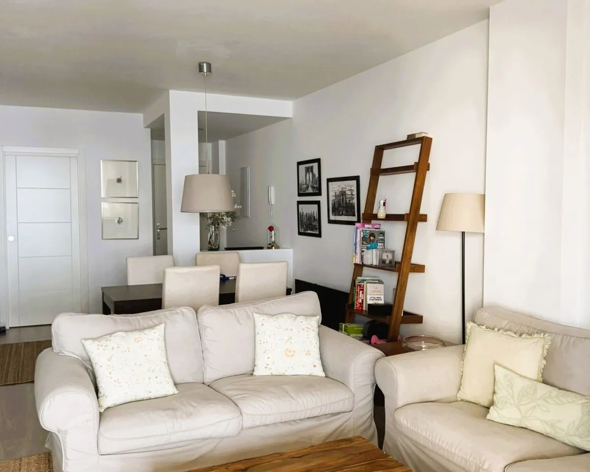 6ba882f1-4a6f-4c9c-a720-d251a5d82bf8