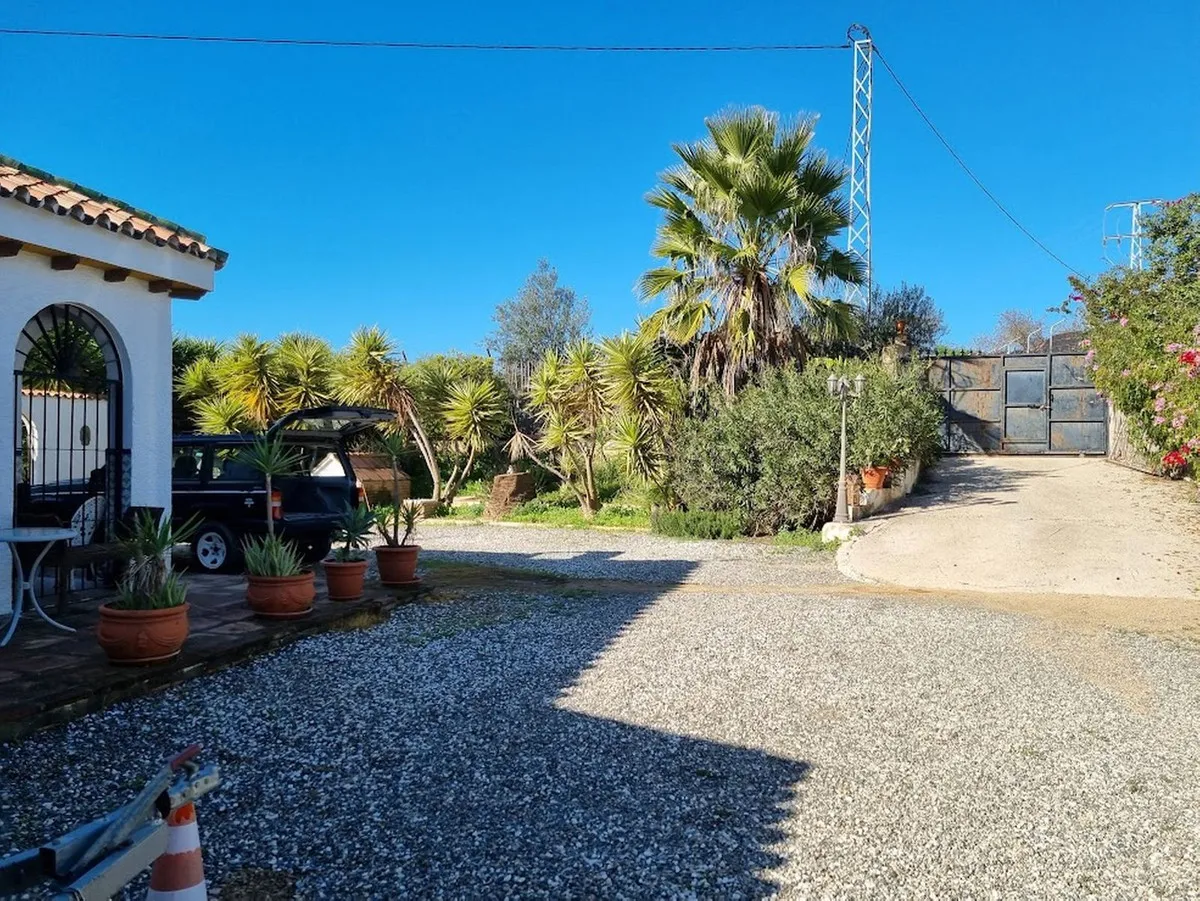 36f8f99f-c7a9-4f49-ae98-3429c4c8ede5