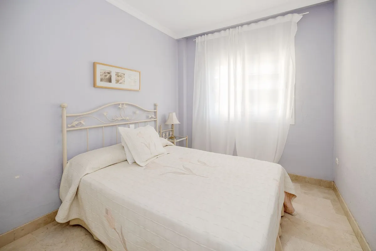 23a9f4a4-b124-461e-ab26-4d3f5198853a