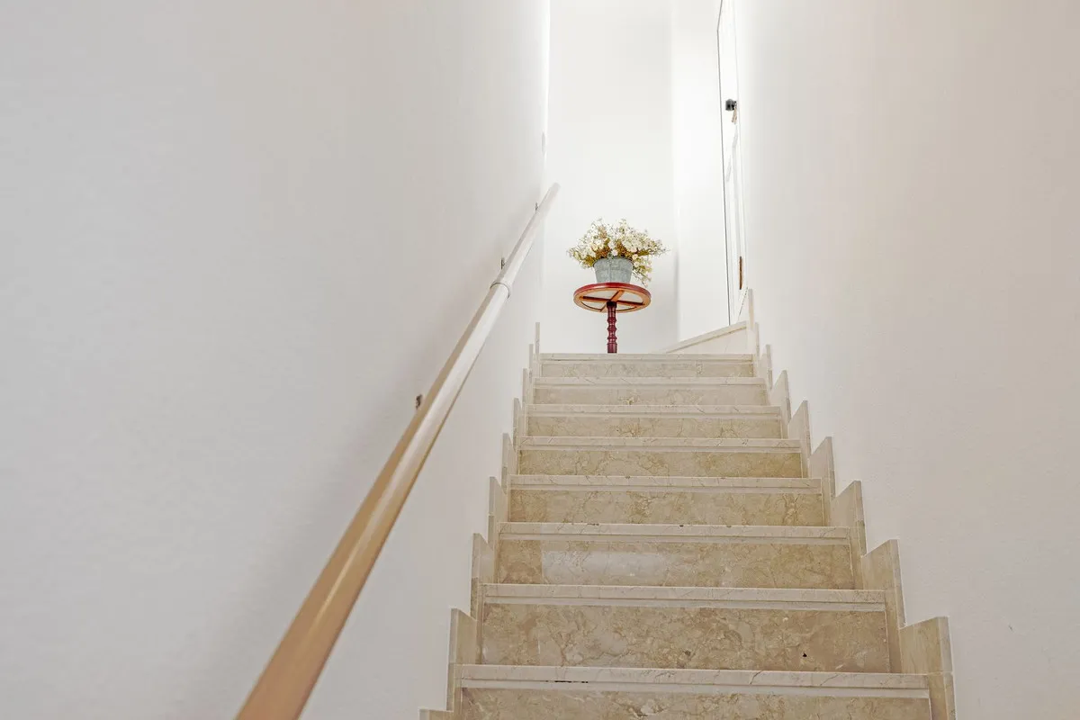 b4d3cc96-22fa-4586-83e5-6a8774c4b17c