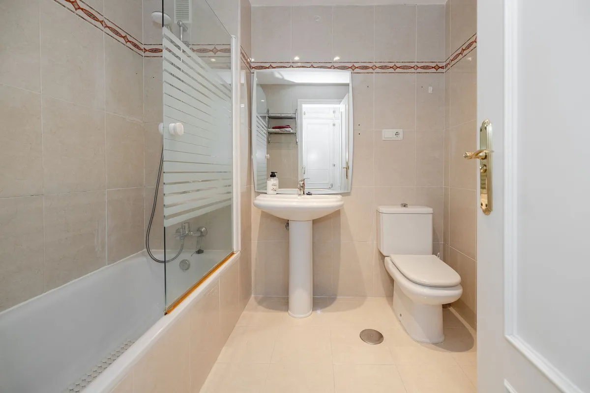 cf5eb852-658a-447c-ad32-17216510700d