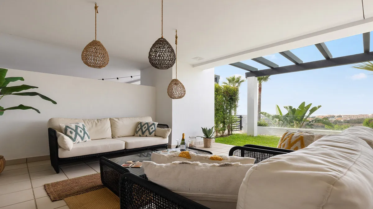 3544b462-ed9e-439c-8e70-3c933437528e