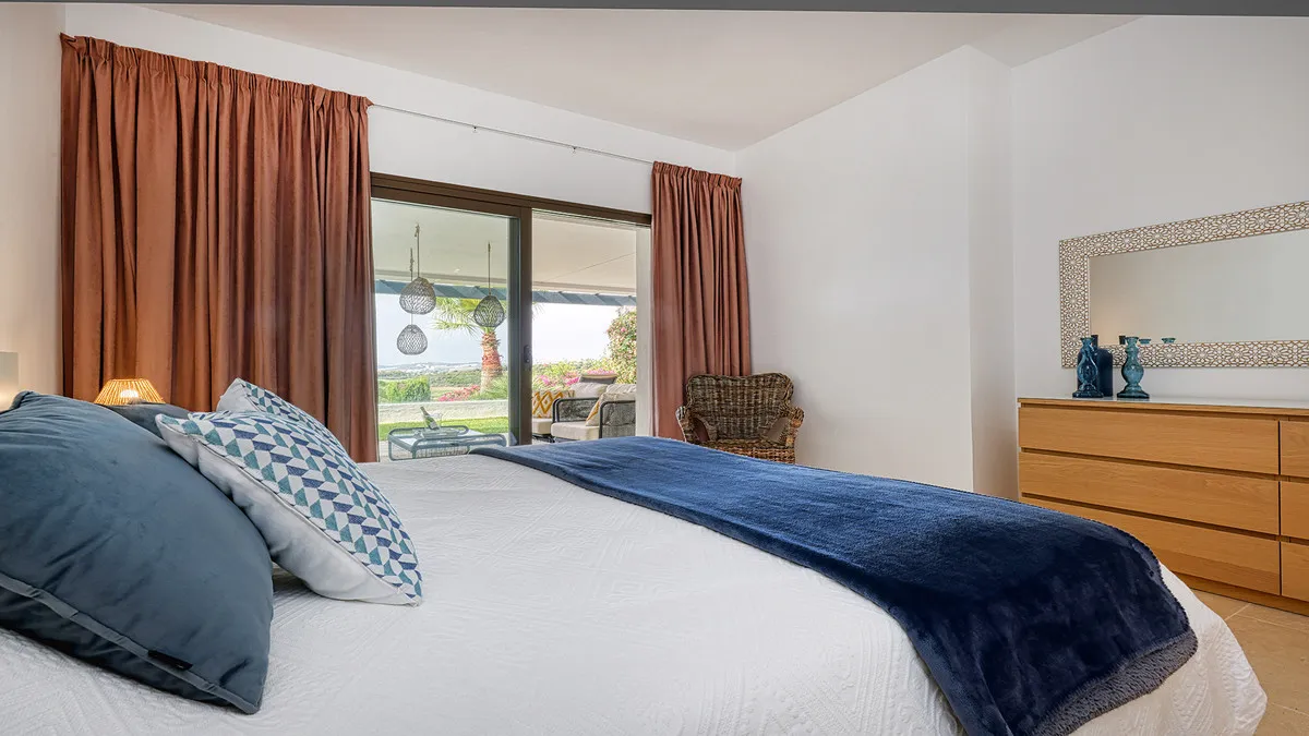 41814f07-3386-4ef1-aee9-e76502a3c3e5