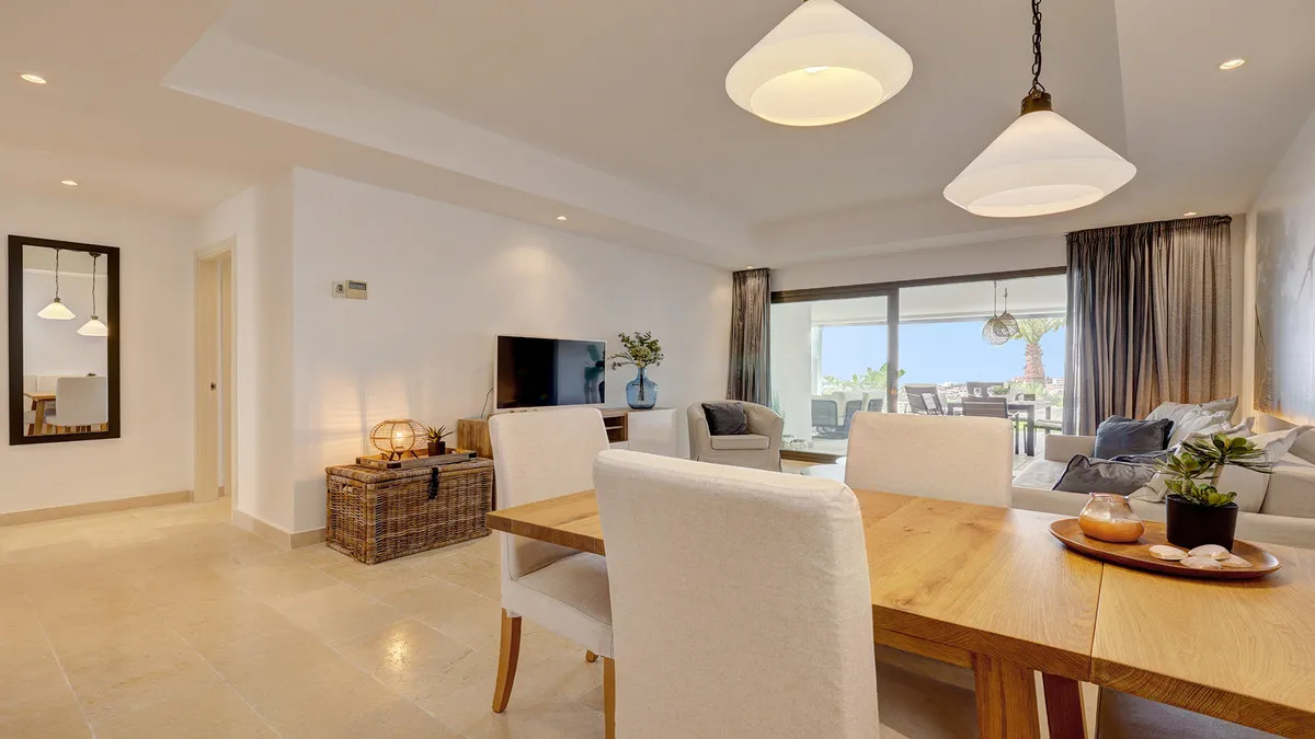 4c1b1ea4-d72e-489a-96da-53f8f8ee3ef4