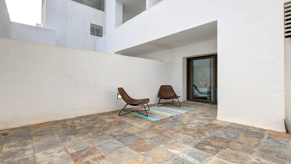 72a3f45b-7ce9-41ec-be48-9622901d4513