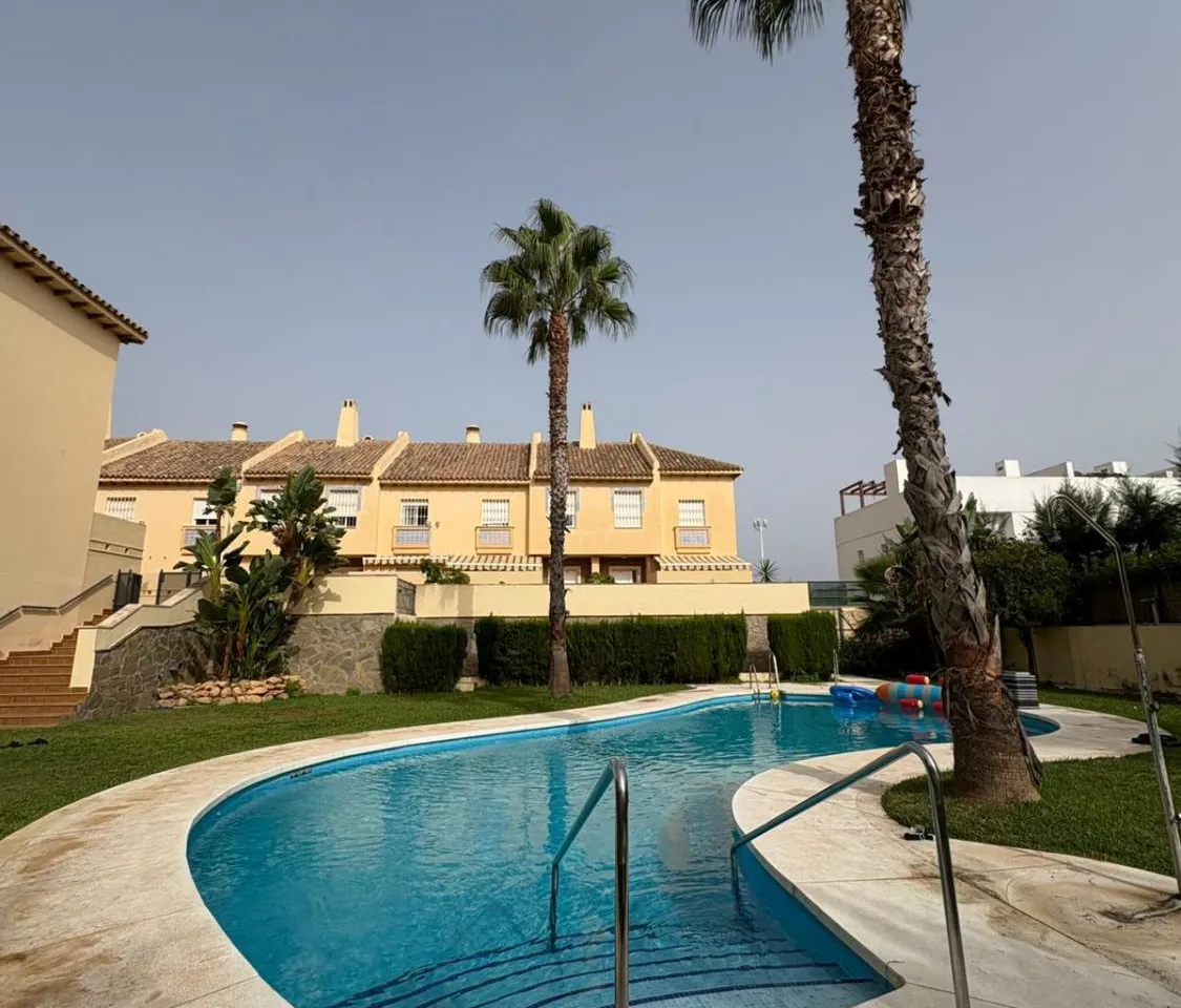 6dae240b-350c-44d8-a112-6fdd4ea72ac8