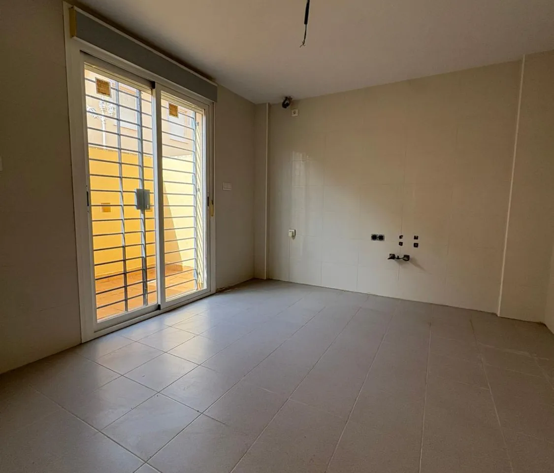 7a96143e-b969-4f73-a826-cf8d4d44484e