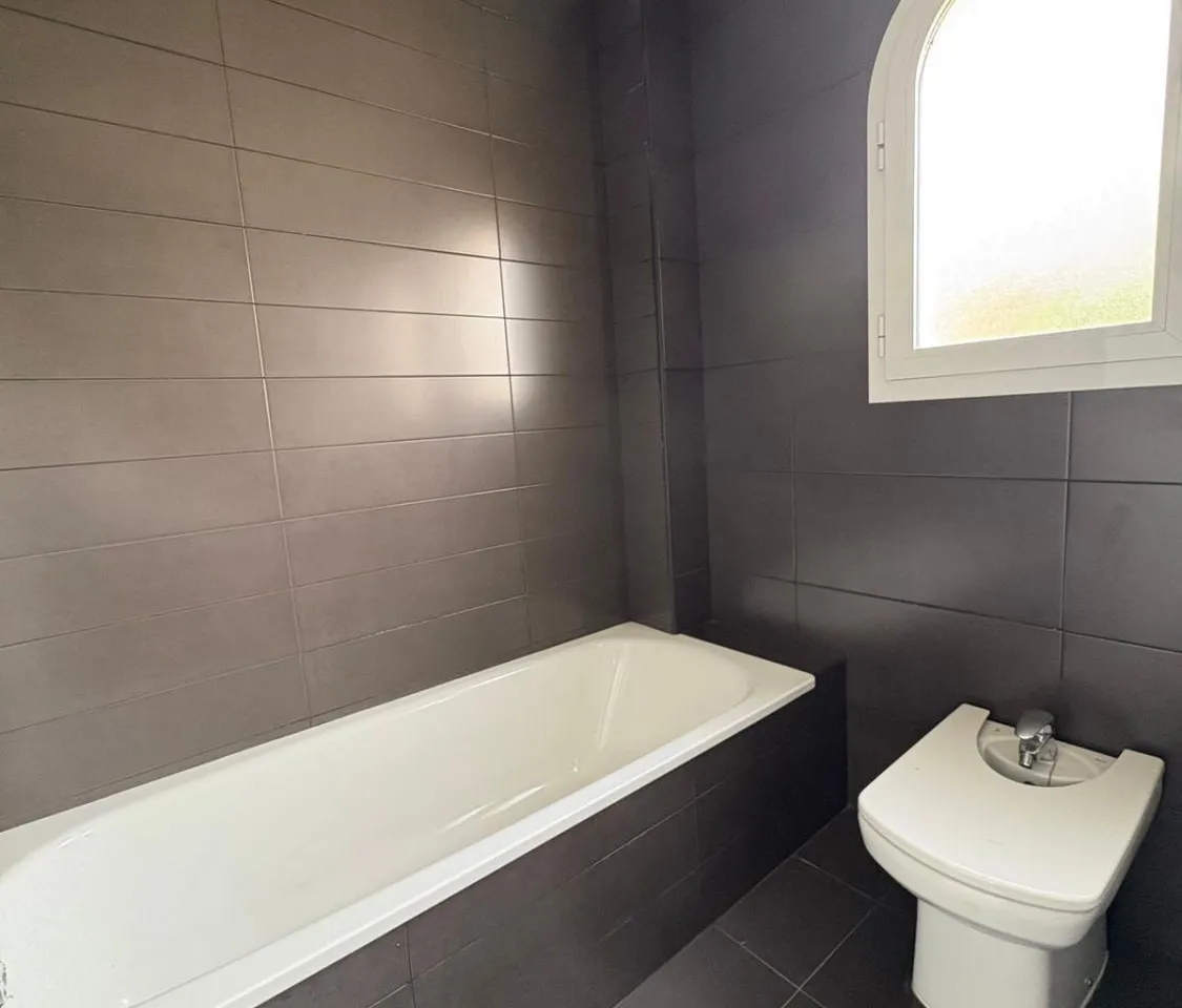 d09add9c-f058-4408-a69e-47b8a335fe85