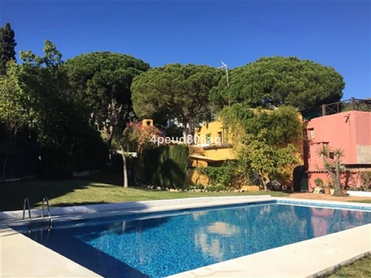 143e4c18-968d-4076-81ac-3002a8c393a9