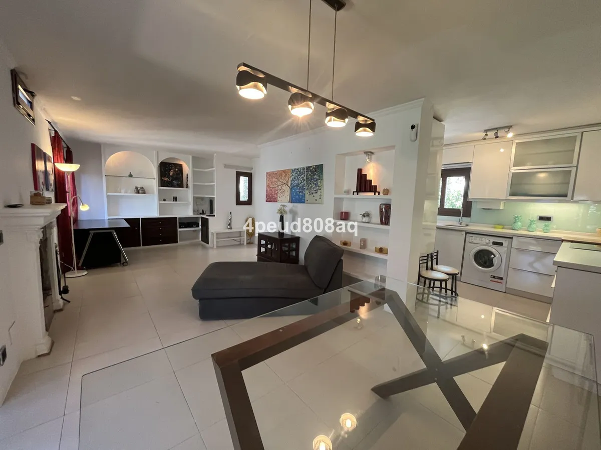 1ac00ffc-c5d5-40cb-a6b0-18ee4706e861