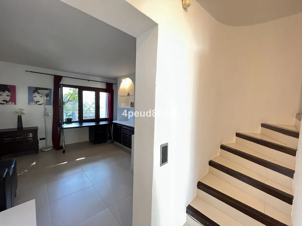 4b85991f-f087-43fb-ab34-471fd86b8687