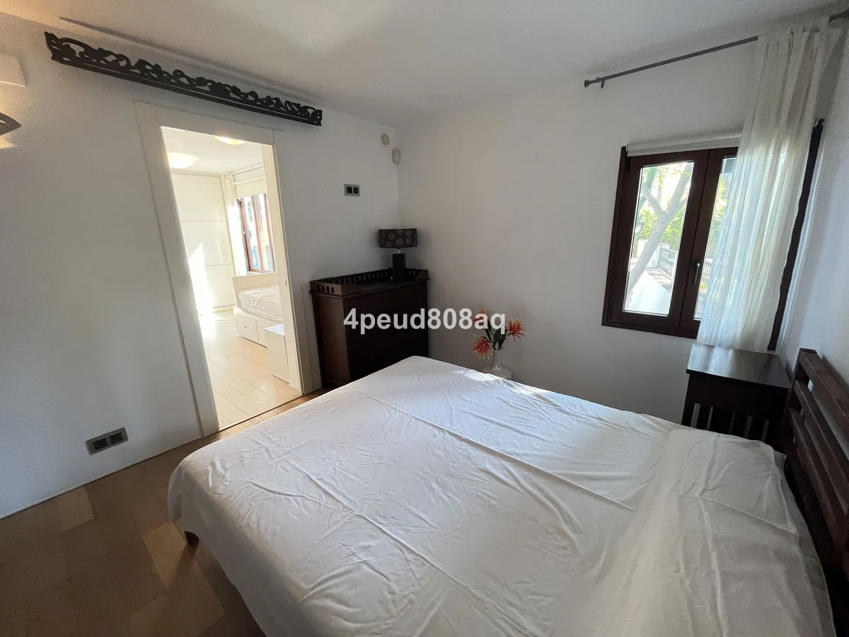 56e6dee7-992c-4c14-9702-13cea160bf5b