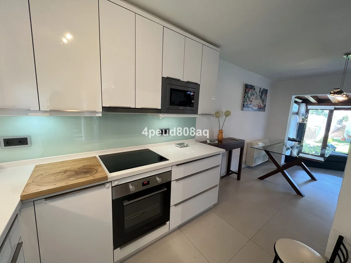 cb393d7e-3fc7-4ba3-ad8c-91b4768db5de