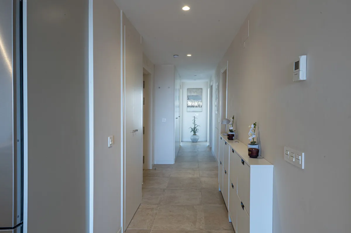 72d59f06-e4e5-4c12-8d77-c58d483e4152