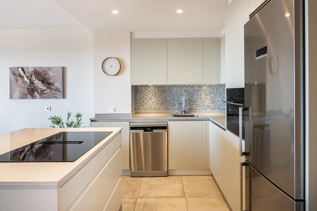 8aeb7fc5-56d0-49ae-b4ab-57f3cebf3116