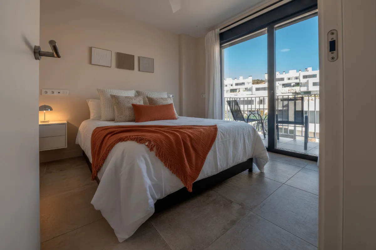 8cc8119e-4596-4a20-b186-b2cf53b1d159