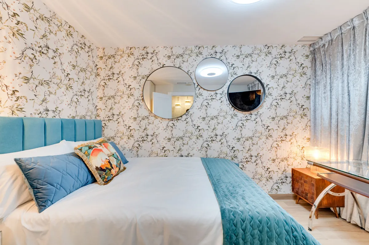 bca6bc42-ccfb-4e25-98ea-8b6a7e54f3f4