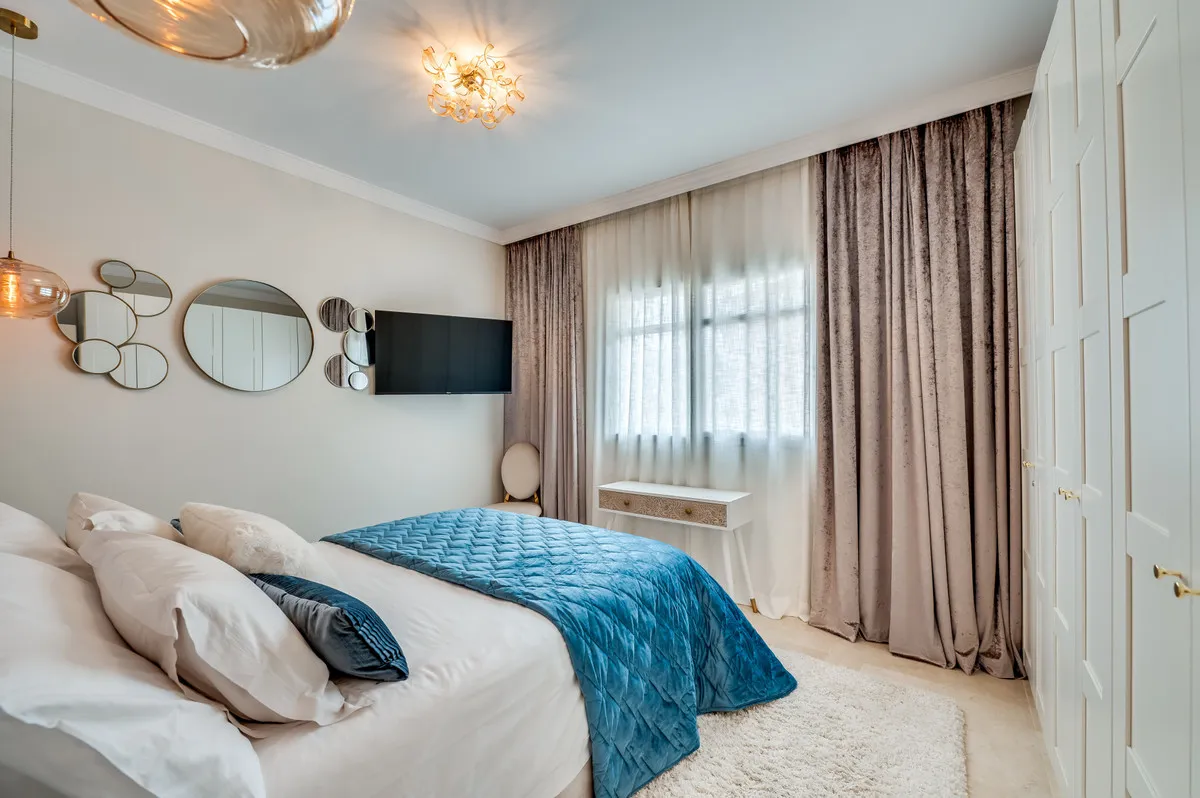 ccff27fe-1341-44b5-9df6-d8064b35ec2a