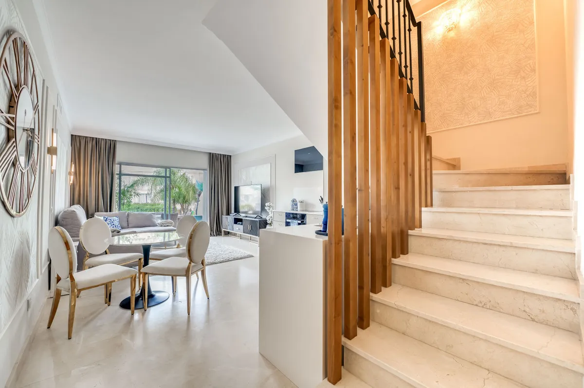 d75a27ba-8945-4ffb-b5d0-e2bf936f9d09