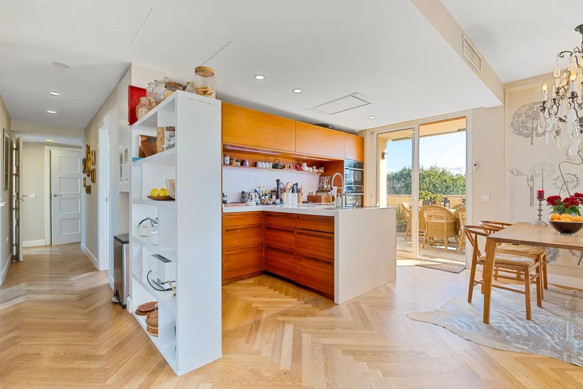 10bb0293-b3a5-46ba-a8fe-51ab0533b7ac