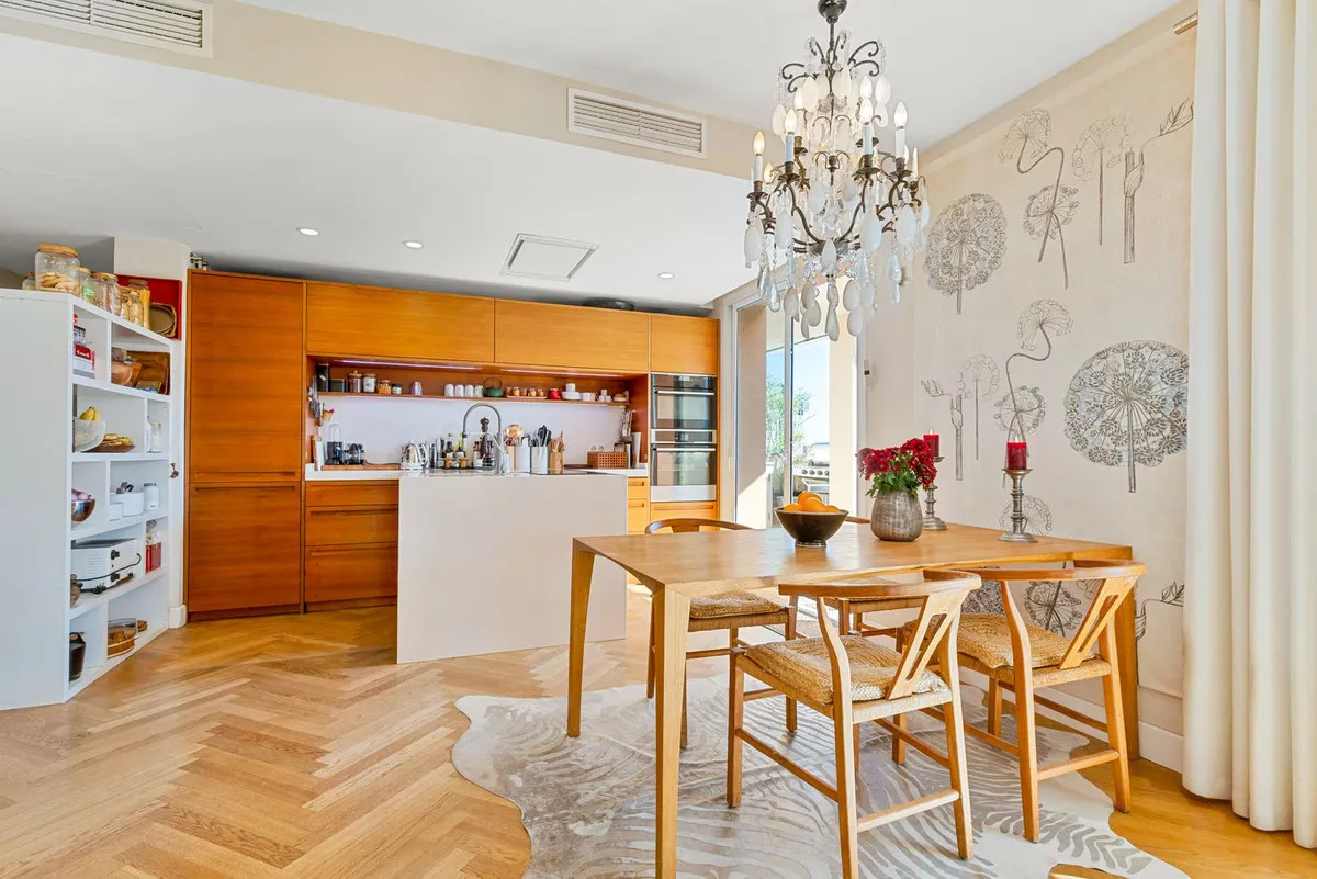 1fce25bf-f99e-474e-a0ef-face202b3d9a