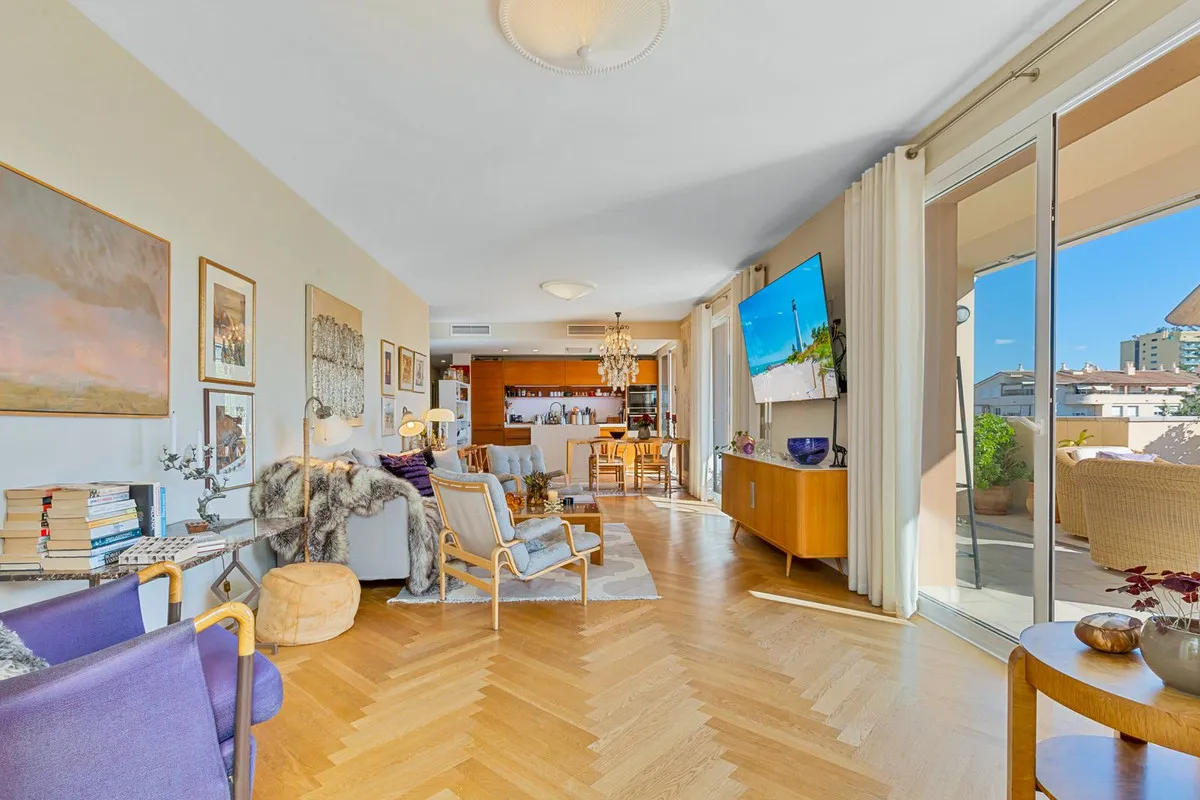 45c015fb-45fb-4f9f-8fd9-212fcef9a1a3