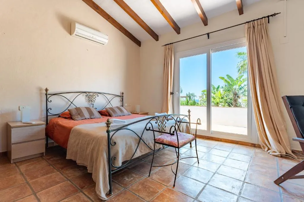 011aaed3-4736-4888-9321-866664aa6b1d