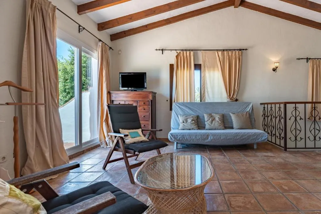 4df1db8b-7bf6-43bc-934f-c7bcd731f0c6