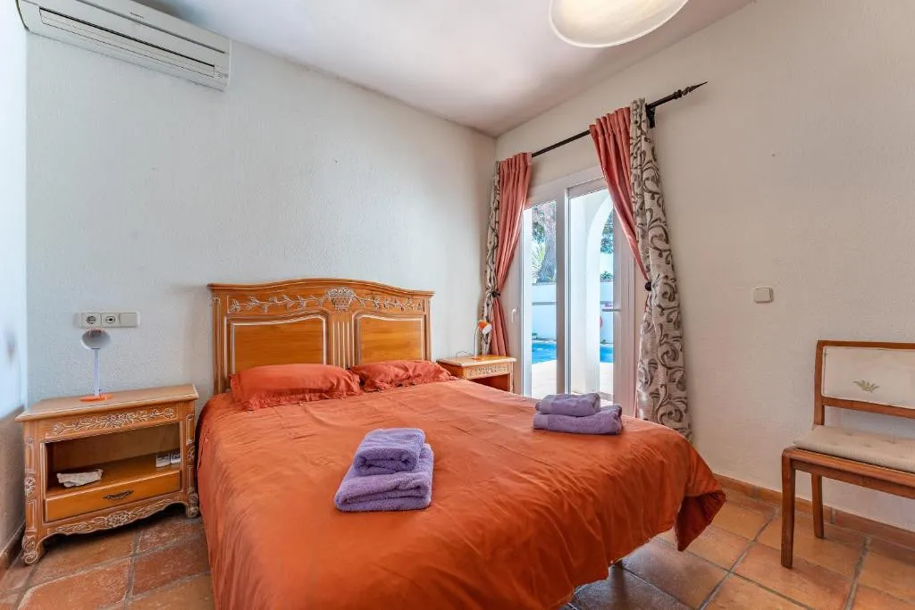 8a635af6-4375-4462-95aa-598c18ab4cf2