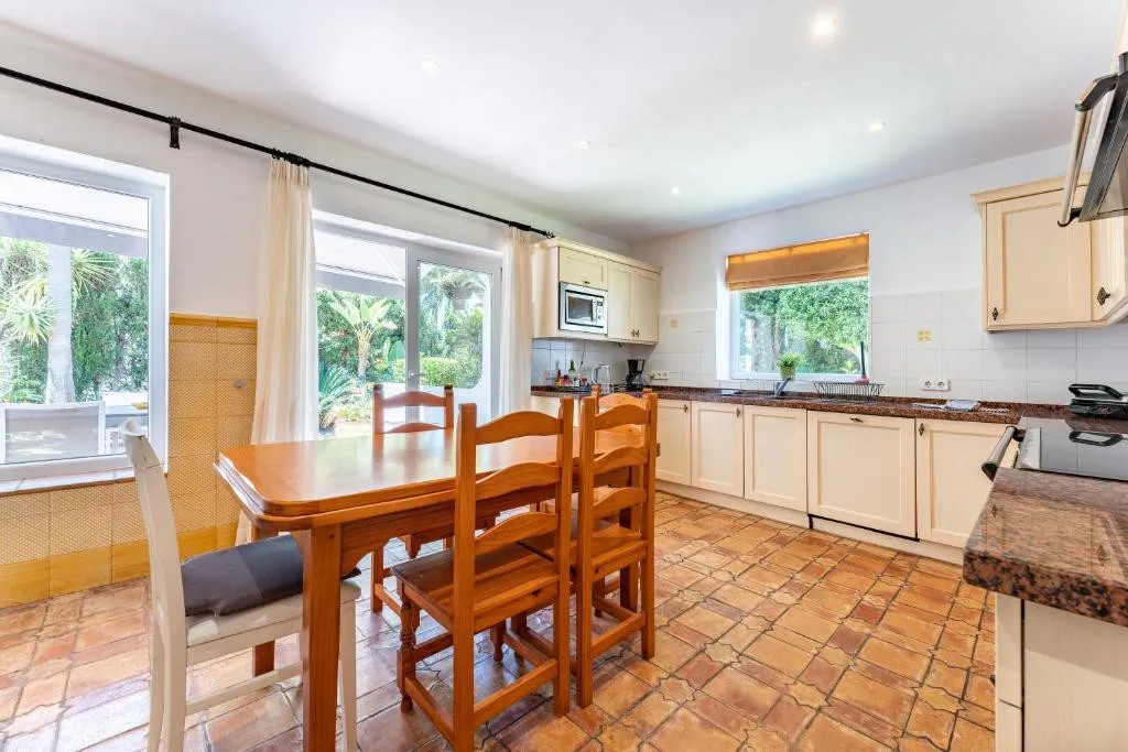 af2ea0a9-5d1d-45a9-be30-ee52d6d2bd1f