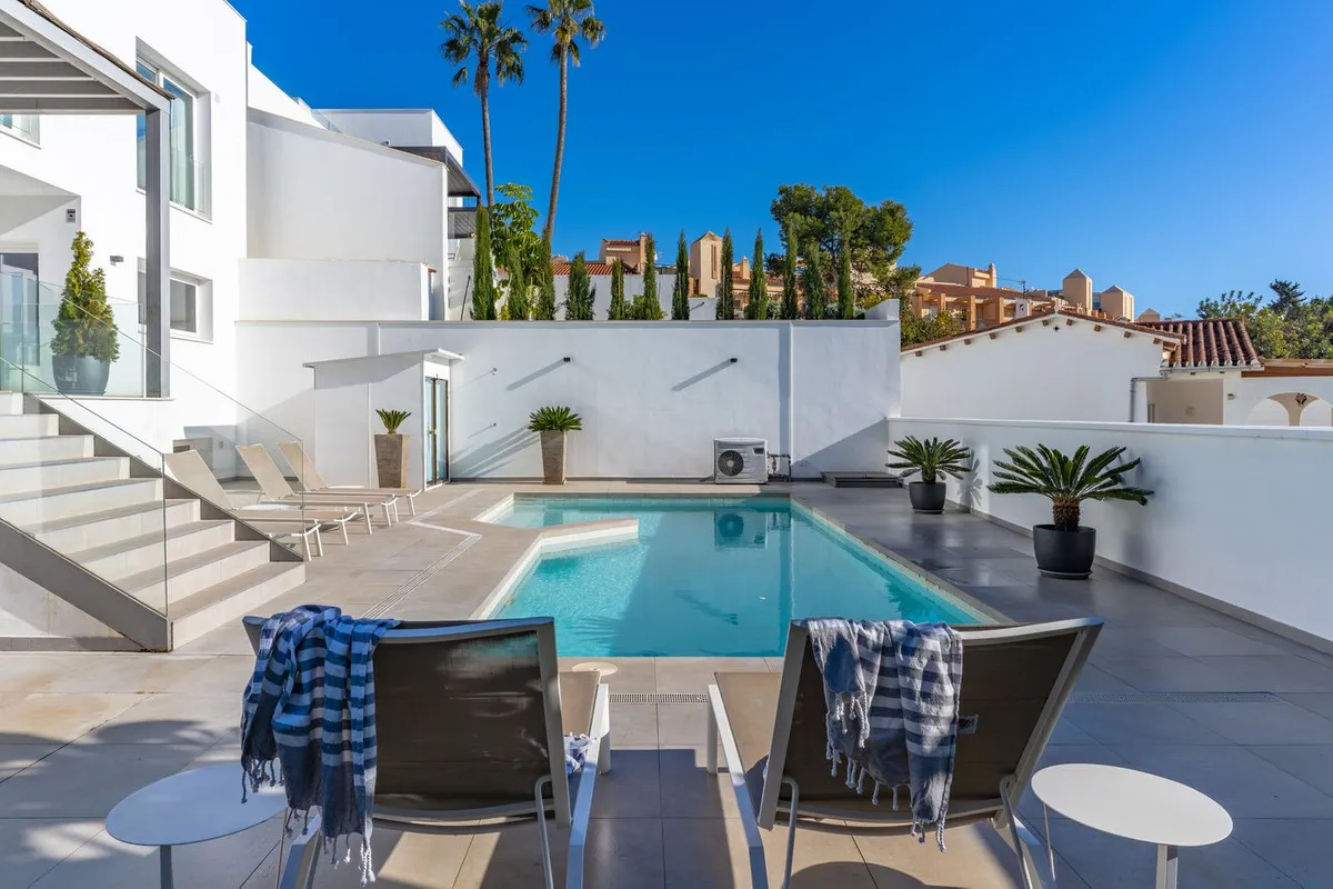 9b8f47a8-a36e-4b38-abc2-fda7d3f80bc5