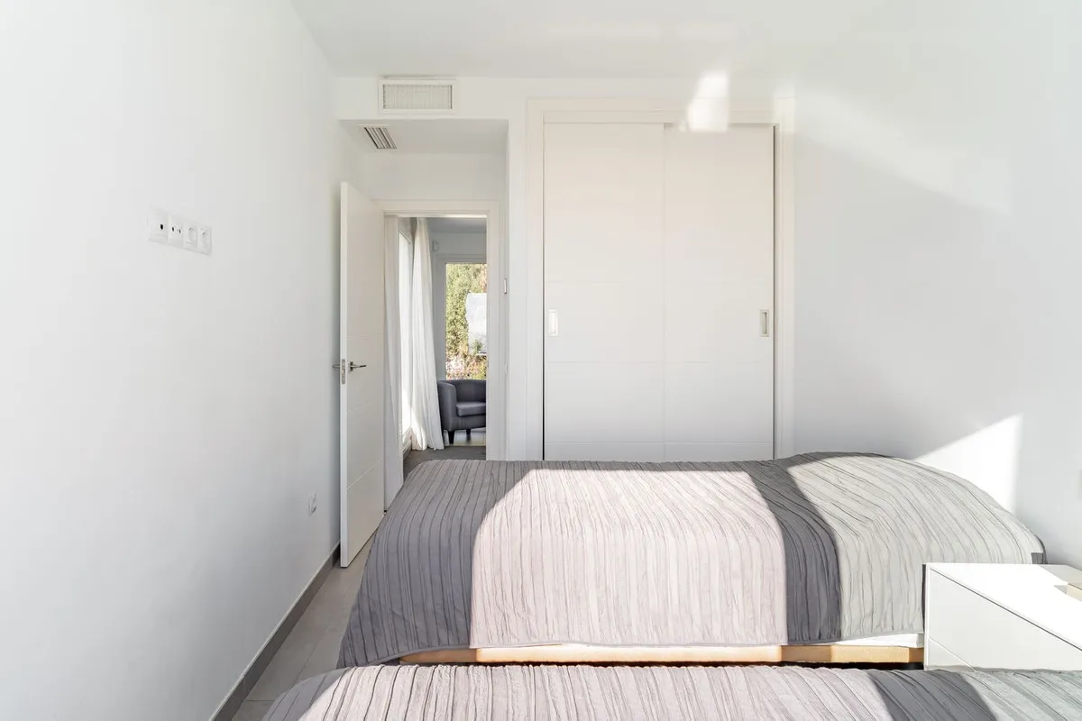 ba172024-9bce-458b-bf30-637e27b36936